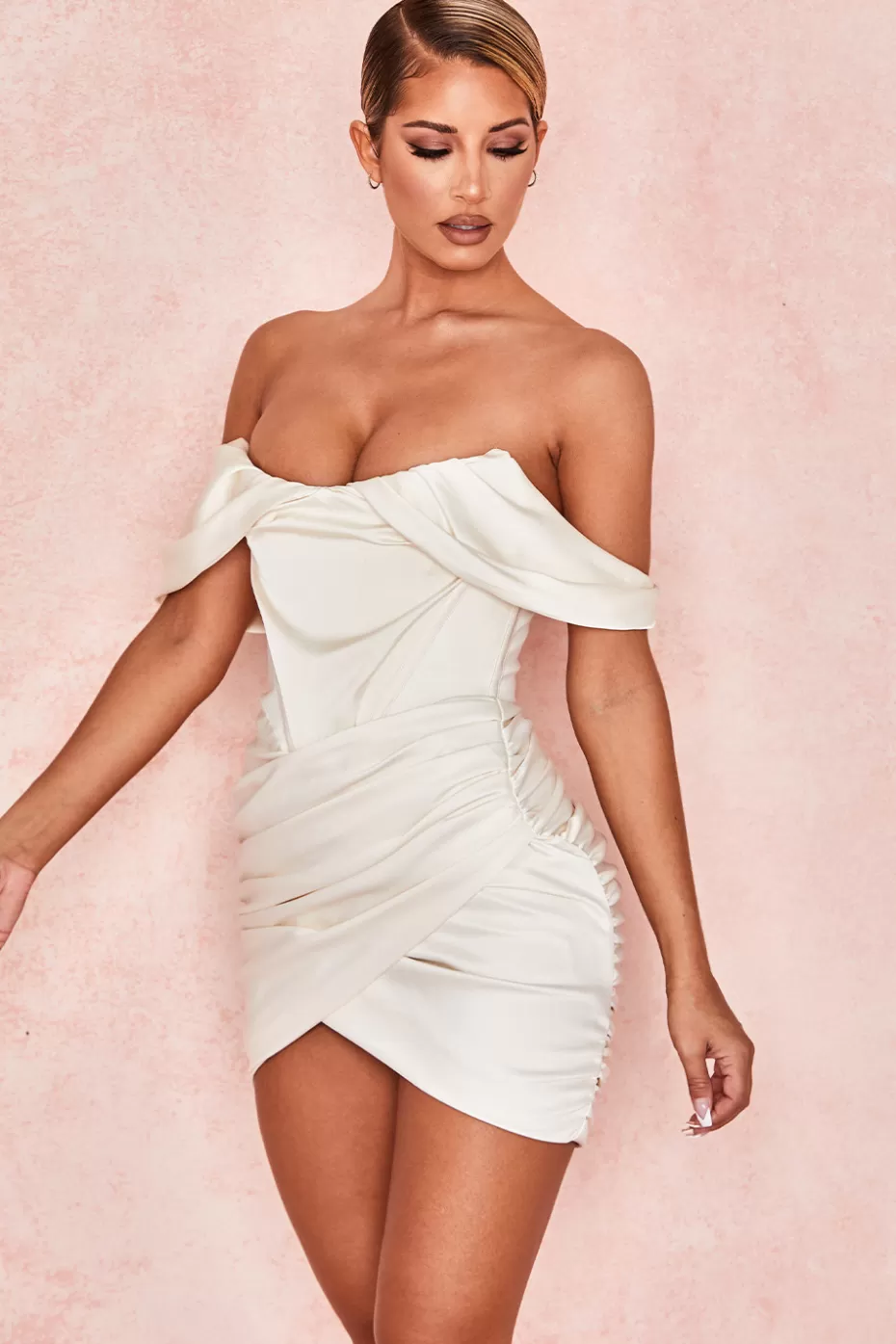 coraline_43136-1.webp House of CB Coraline