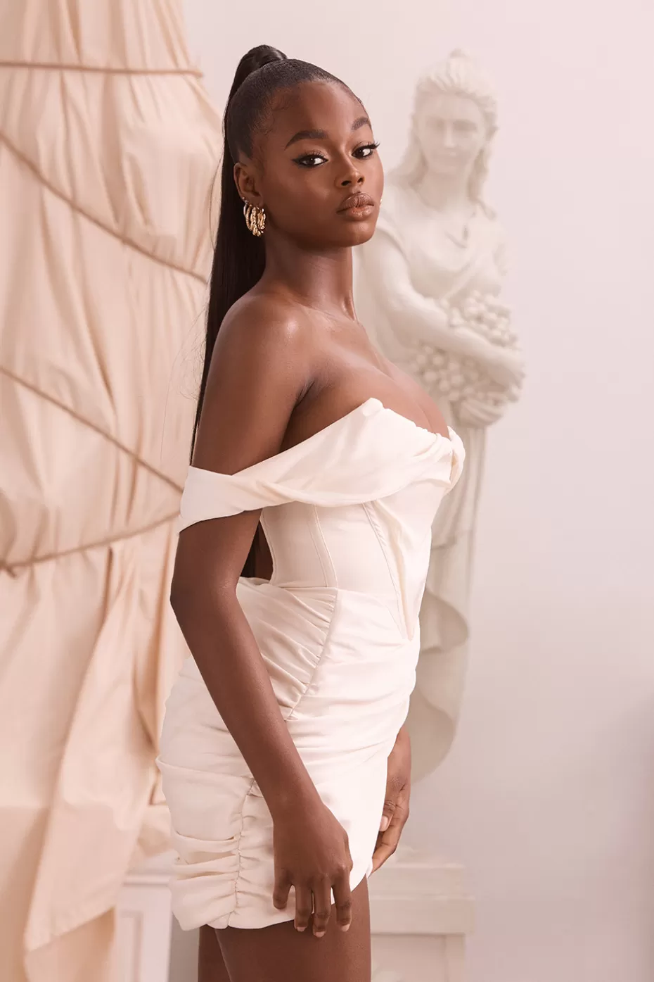 coraline_43140-1.webp House of CB Coraline